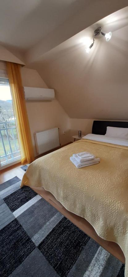 Napko Apartman Sopron Ngoại thất bức ảnh
